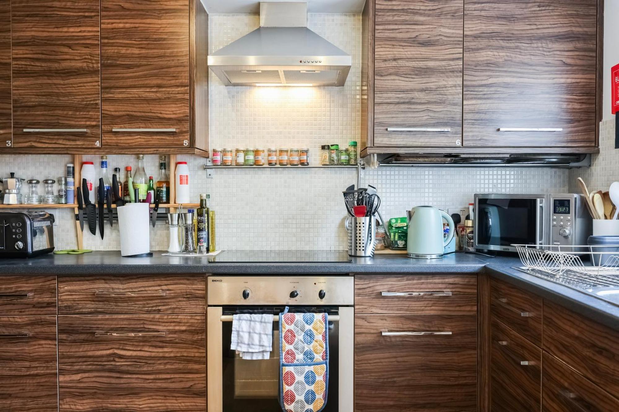 Cosy Clapham Retreat - 2 Min Walk To Tube